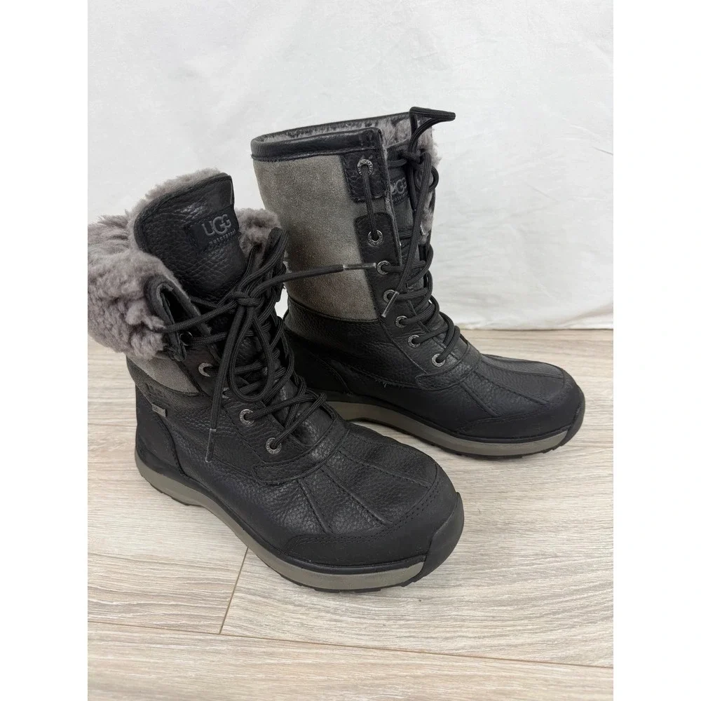 UGG Adirondack III Waterproof Boots Black Grey Leather Sheepskin‎ Size 8.5